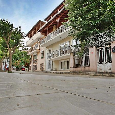 Bueyuekada Apart Hotel - Yeni Apart อดาลาร์ ภายนอก รูปภาพ