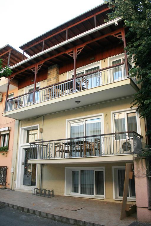 Bueyuekada Apart Hotel - Yeni Apart อดาลาร์ ภายนอก รูปภาพ