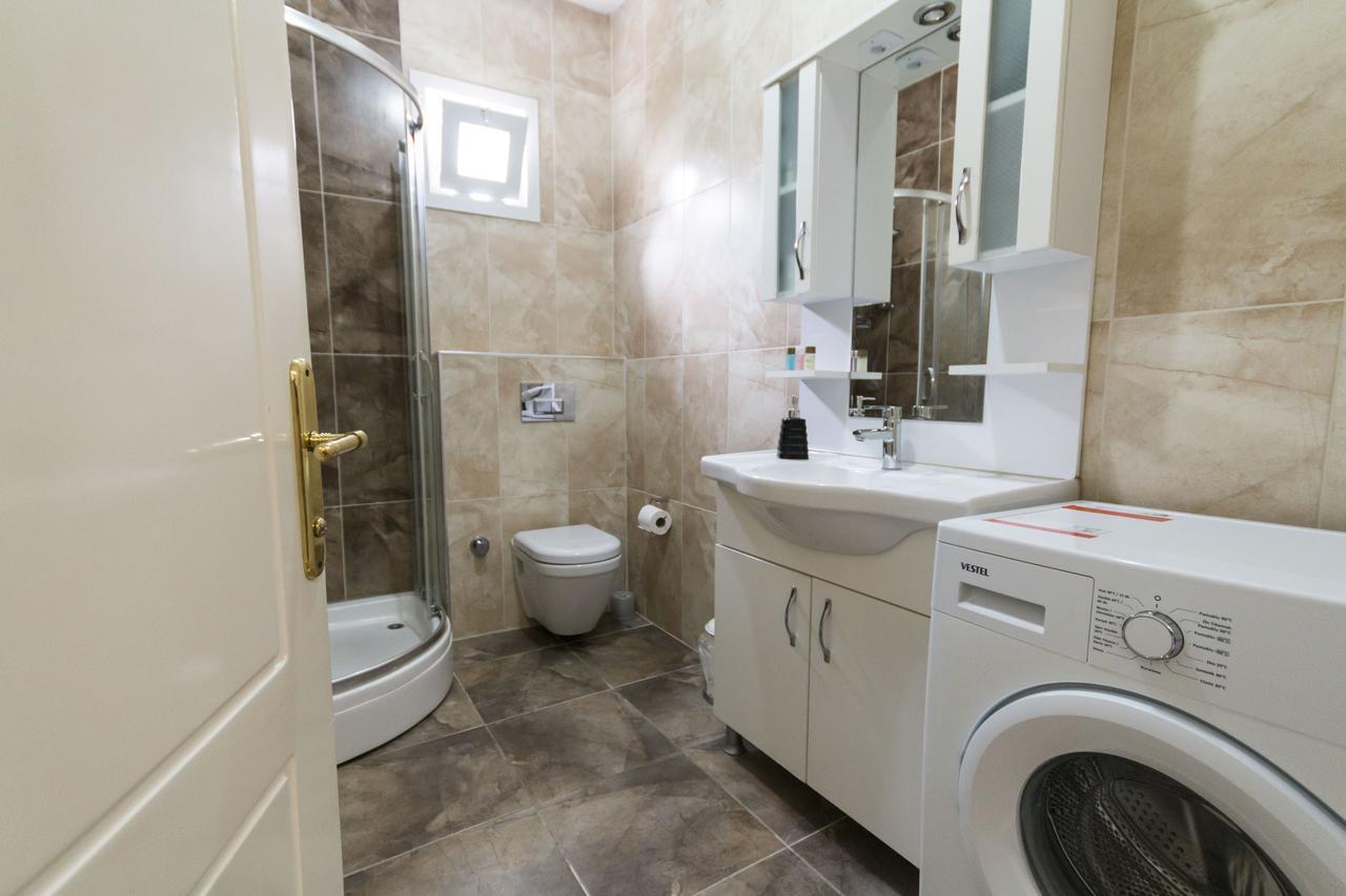 Bueyuekada Apart Hotel - Yeni Apart อดาลาร์ ภายนอก รูปภาพ