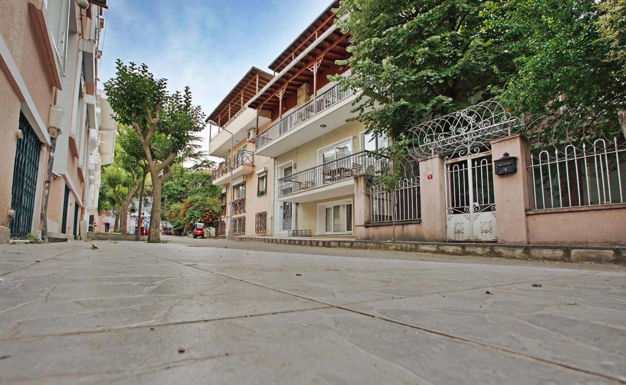 Bueyuekada Apart Hotel - Yeni Apart อดาลาร์ ภายนอก รูปภาพ