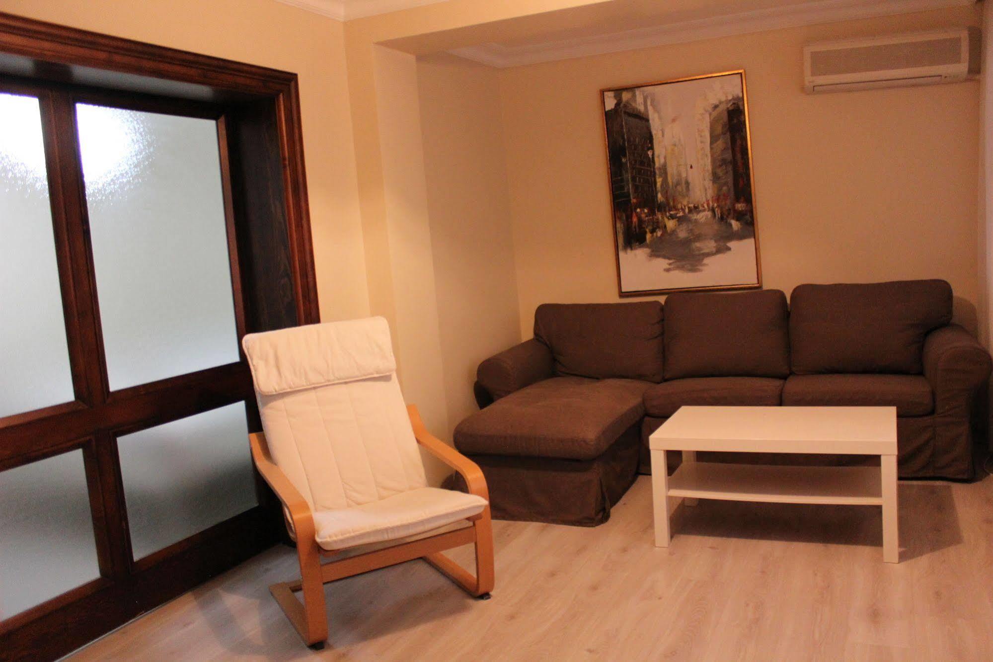Bueyuekada Apart Hotel - Yeni Apart อดาลาร์ ภายนอก รูปภาพ