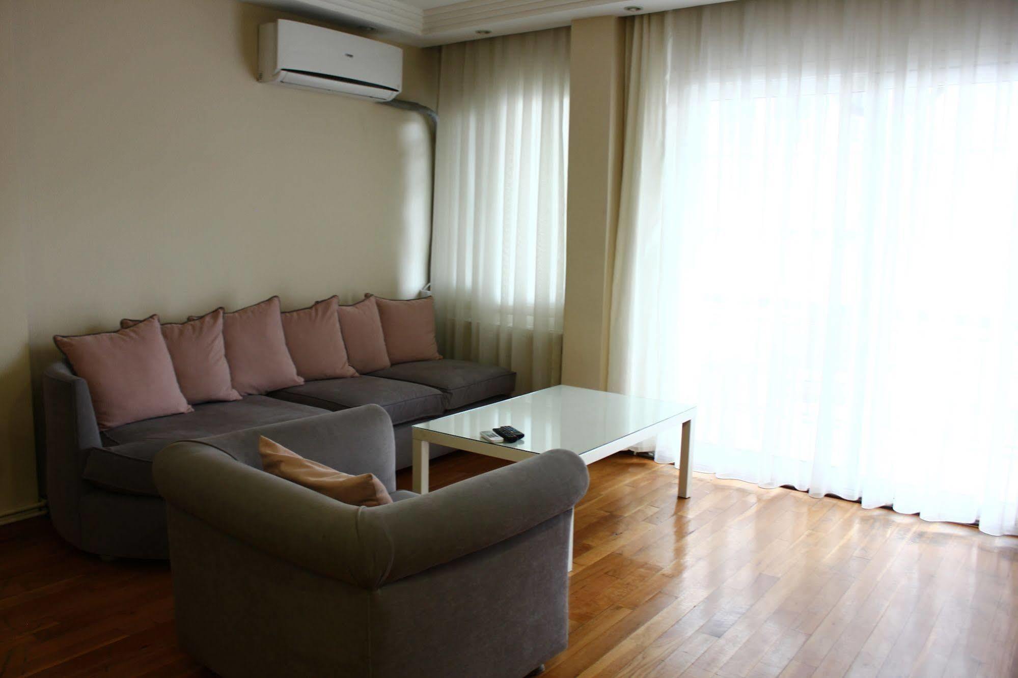Bueyuekada Apart Hotel - Yeni Apart อดาลาร์ ภายนอก รูปภาพ
