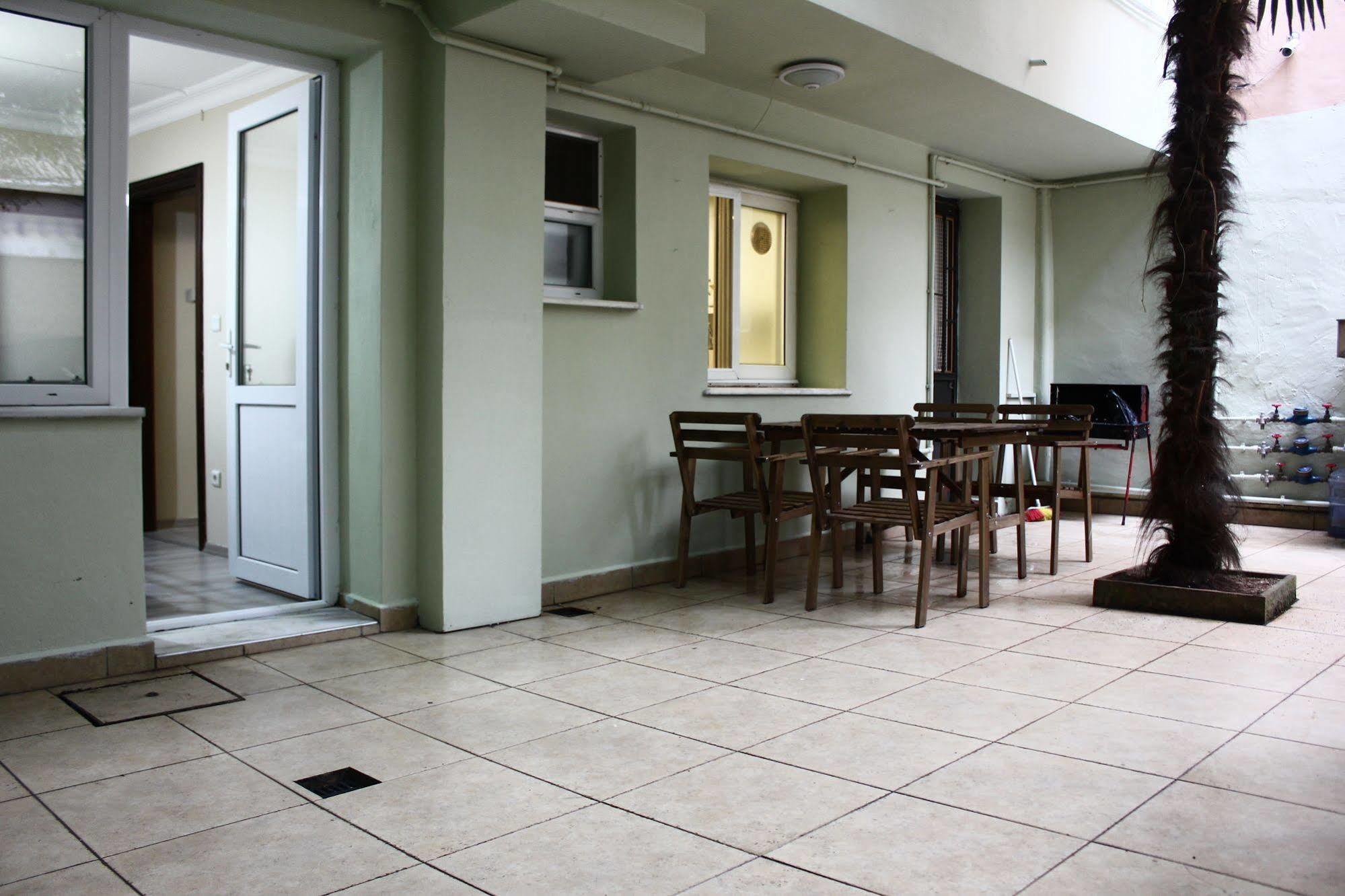 Bueyuekada Apart Hotel - Yeni Apart อดาลาร์ ภายนอก รูปภาพ